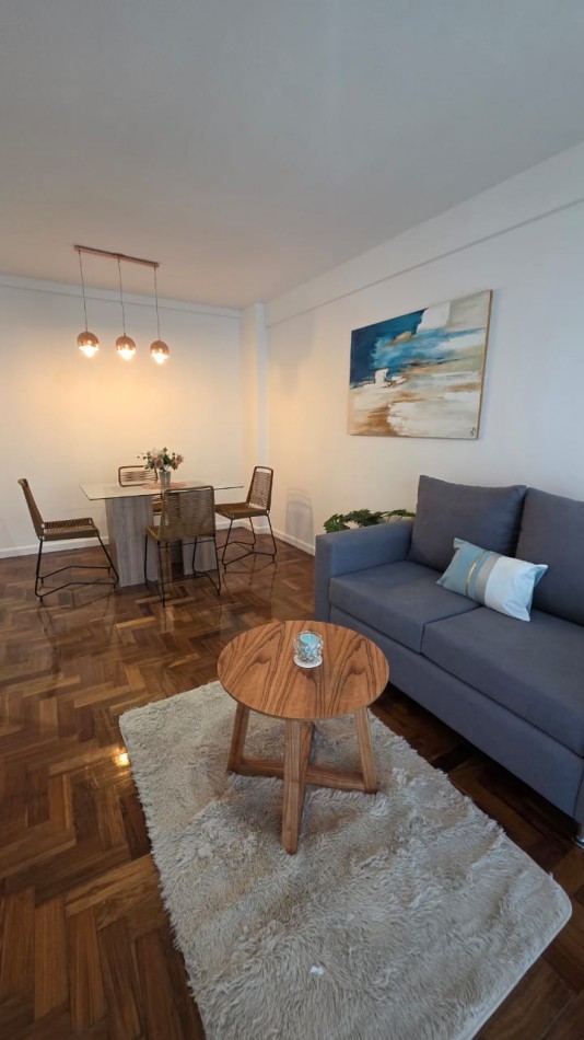 Departamento 2 Amb. con balcon al frente