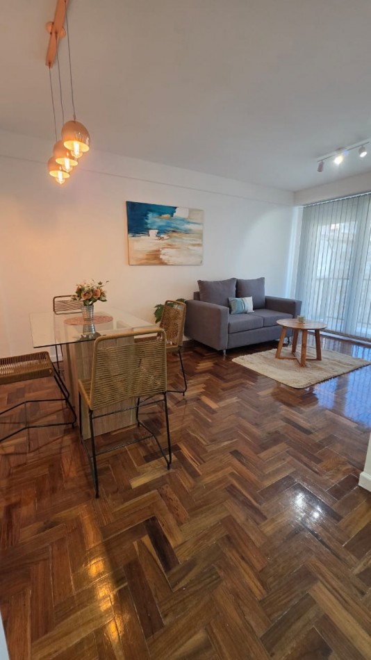 Departamento 2 Amb. con balcon al frente