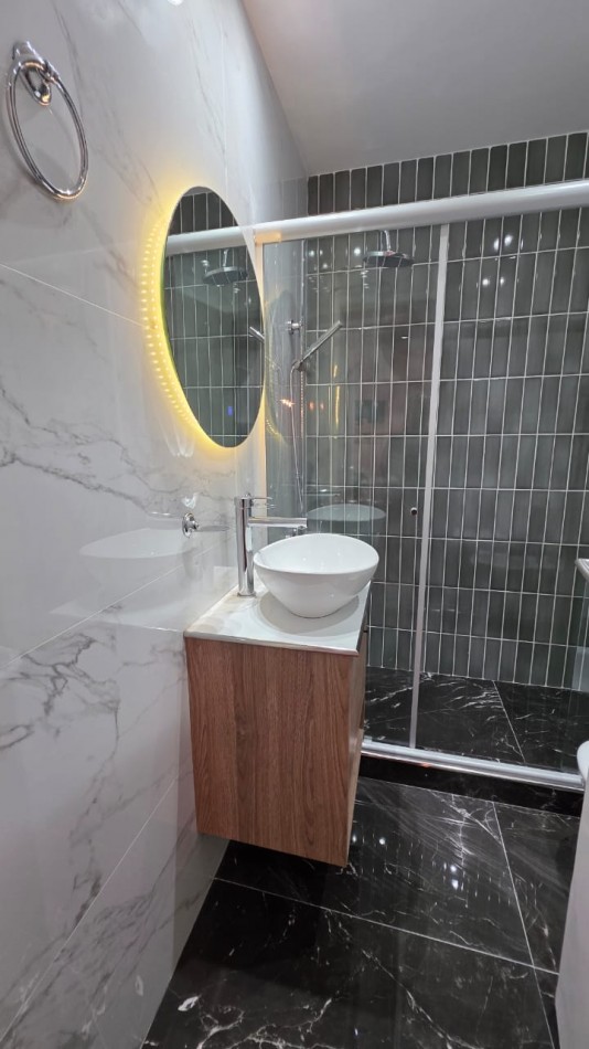 Departamento 2 Amb. con balcon al frente