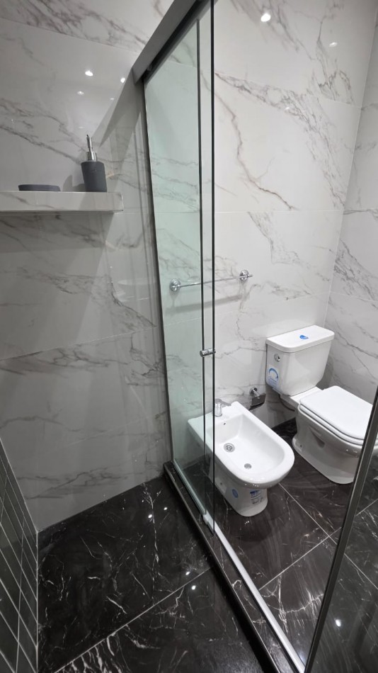 Departamento 2 Amb. con balcon al frente