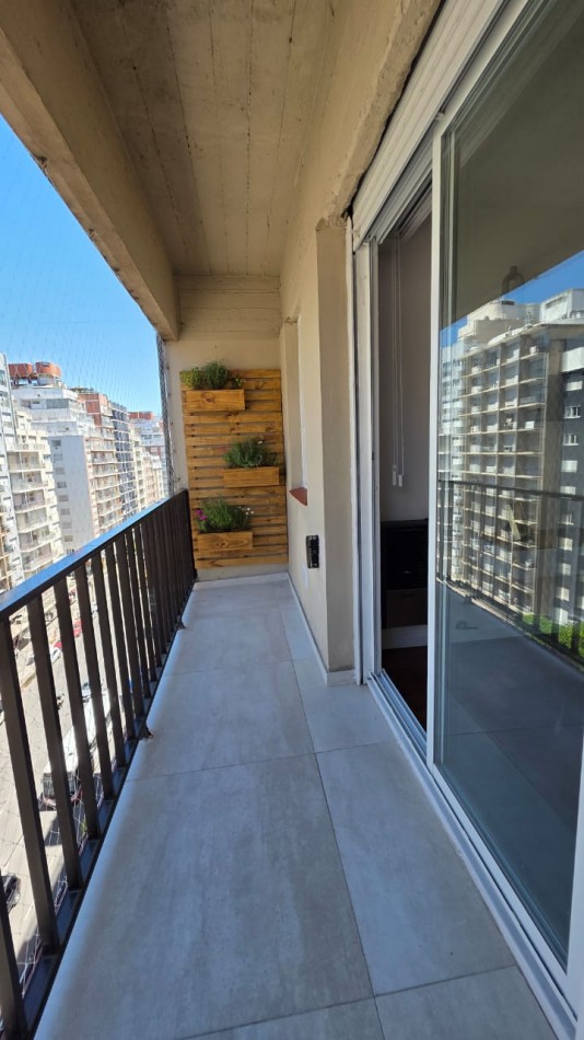 Departamento 2 Amb. con balcon al frente