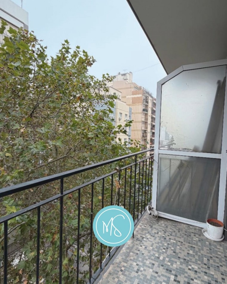 DEPTO 2 AMBIENTES AL FRENTE CON BALCON 