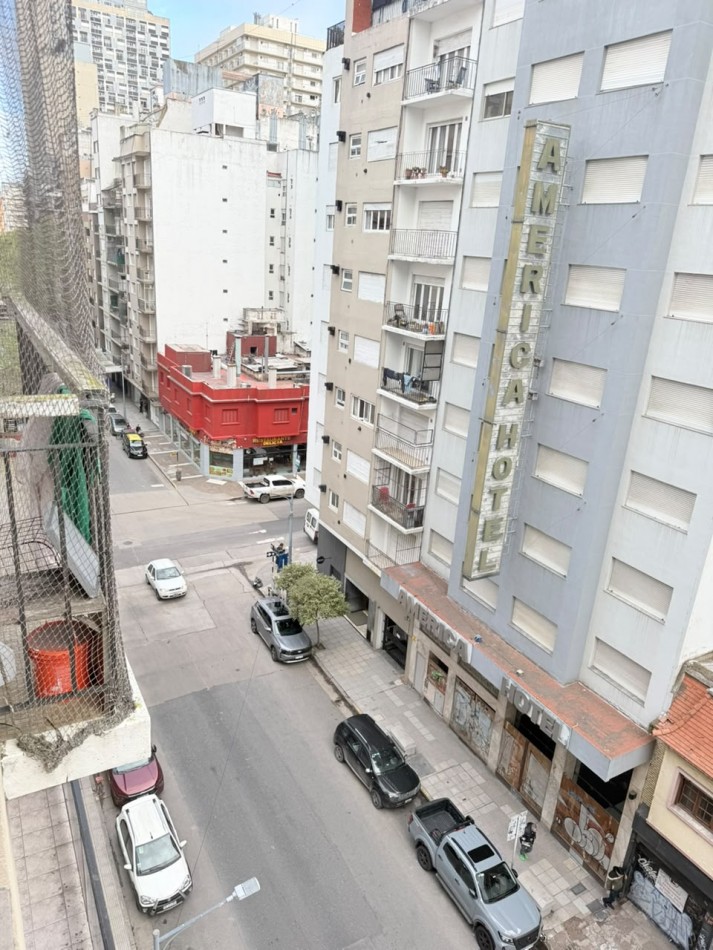 Monoambiente a la Calle