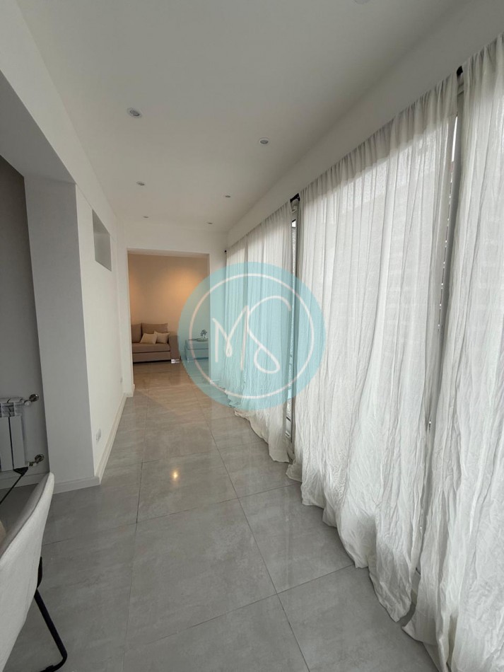 Departamento 3 Amb. a la Calle con Balcon