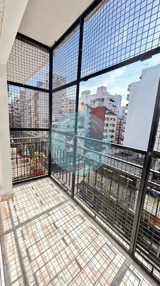Departamento 2 Amb. con Balcon frente