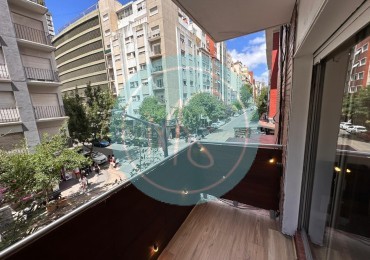 Departamento 3 Amb. a la calle con Balcon